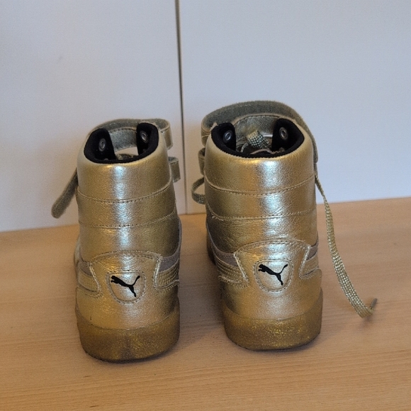 Puma, Sky, Leather, Metallic Gold Sneakers, High Tops, Size 9.5 - Picture 4 of 7